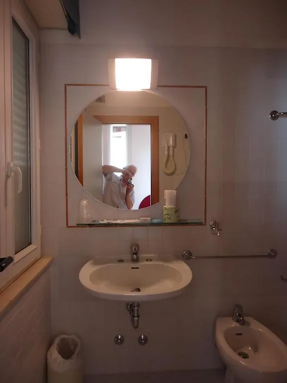 Hotel L&V Rimini